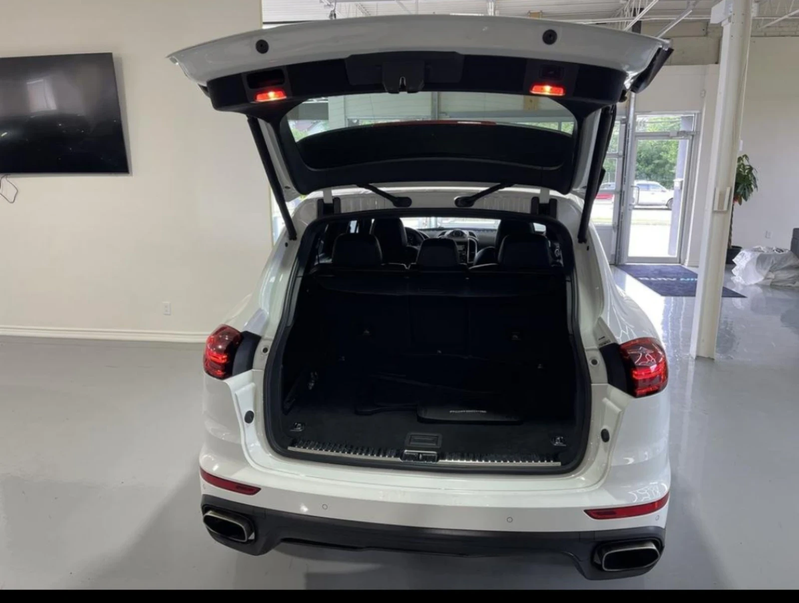 Porsche Cayenne   * SportDesign* * Panorama* (ЦЕНА ДО БГ) - изображение 5
