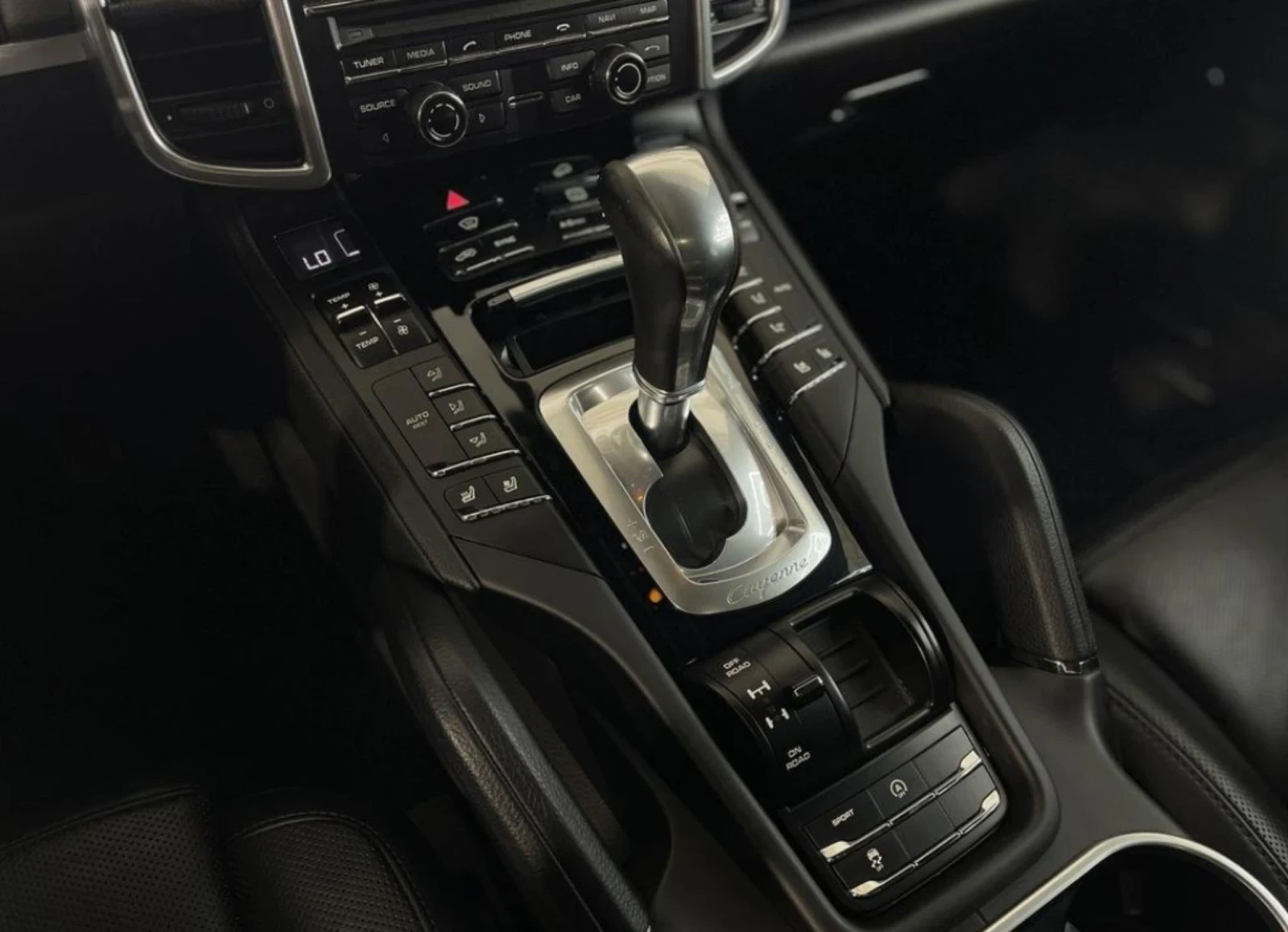 Porsche Cayenne   * SportDesign* * Panorama* (ЦЕНА ДО БГ) - изображение 9