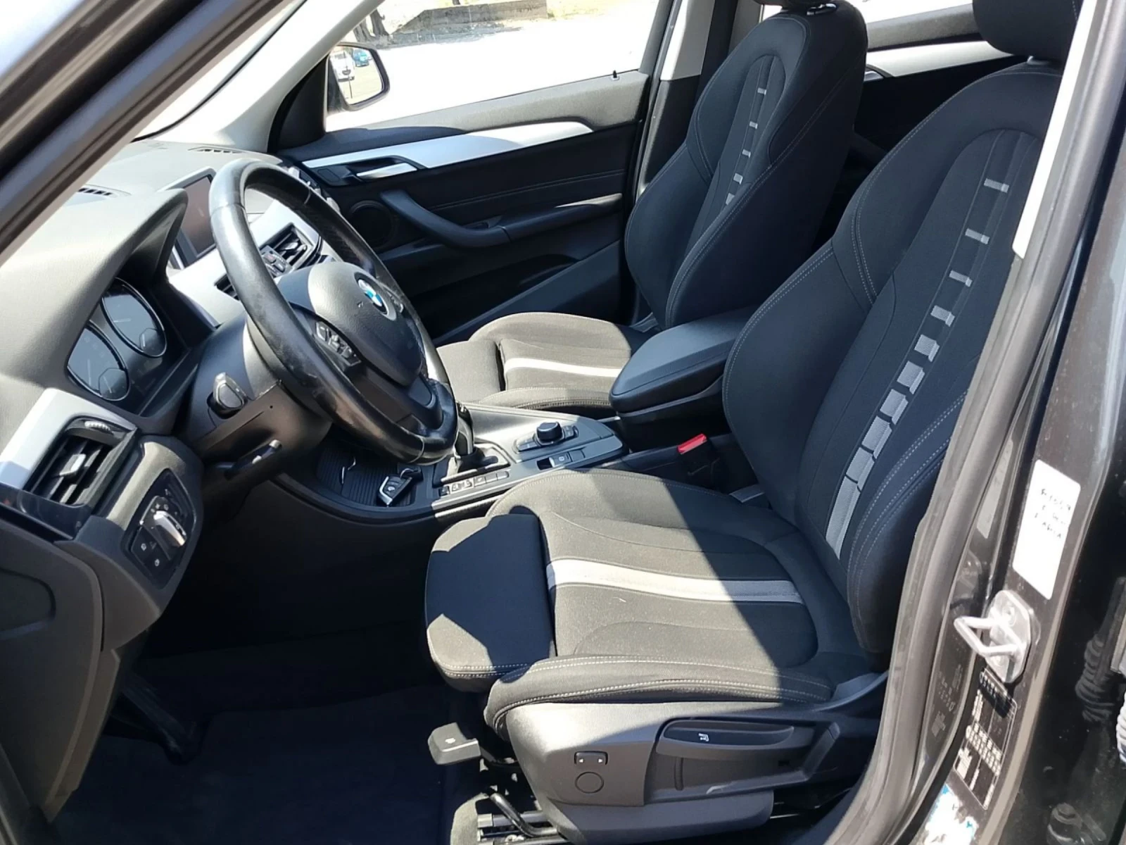 BMW X1 2.0d xdrive - изображение 9