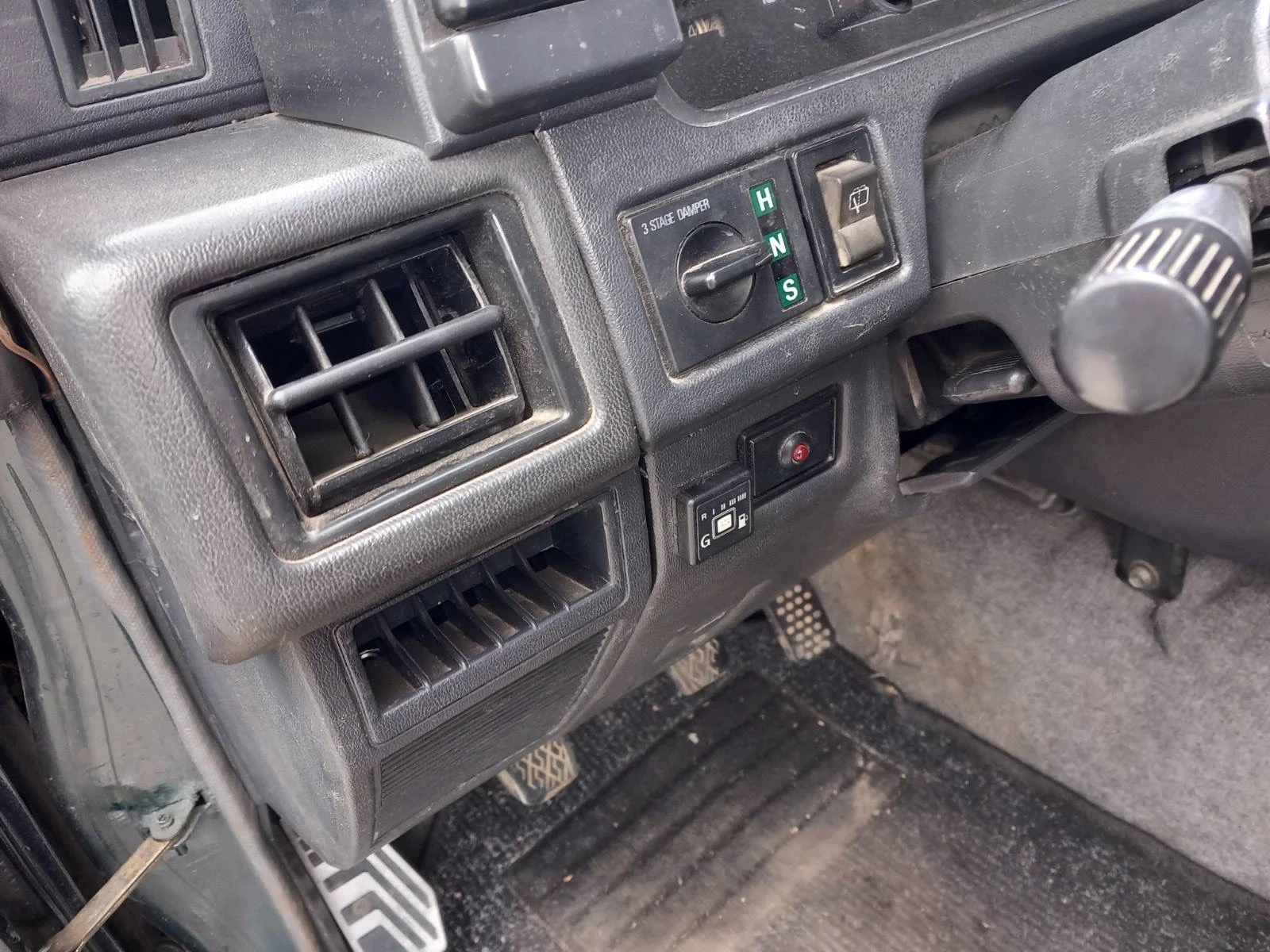 Daihatsu Feroza, снимка 12 - Автомобили и джипове - 54947165
