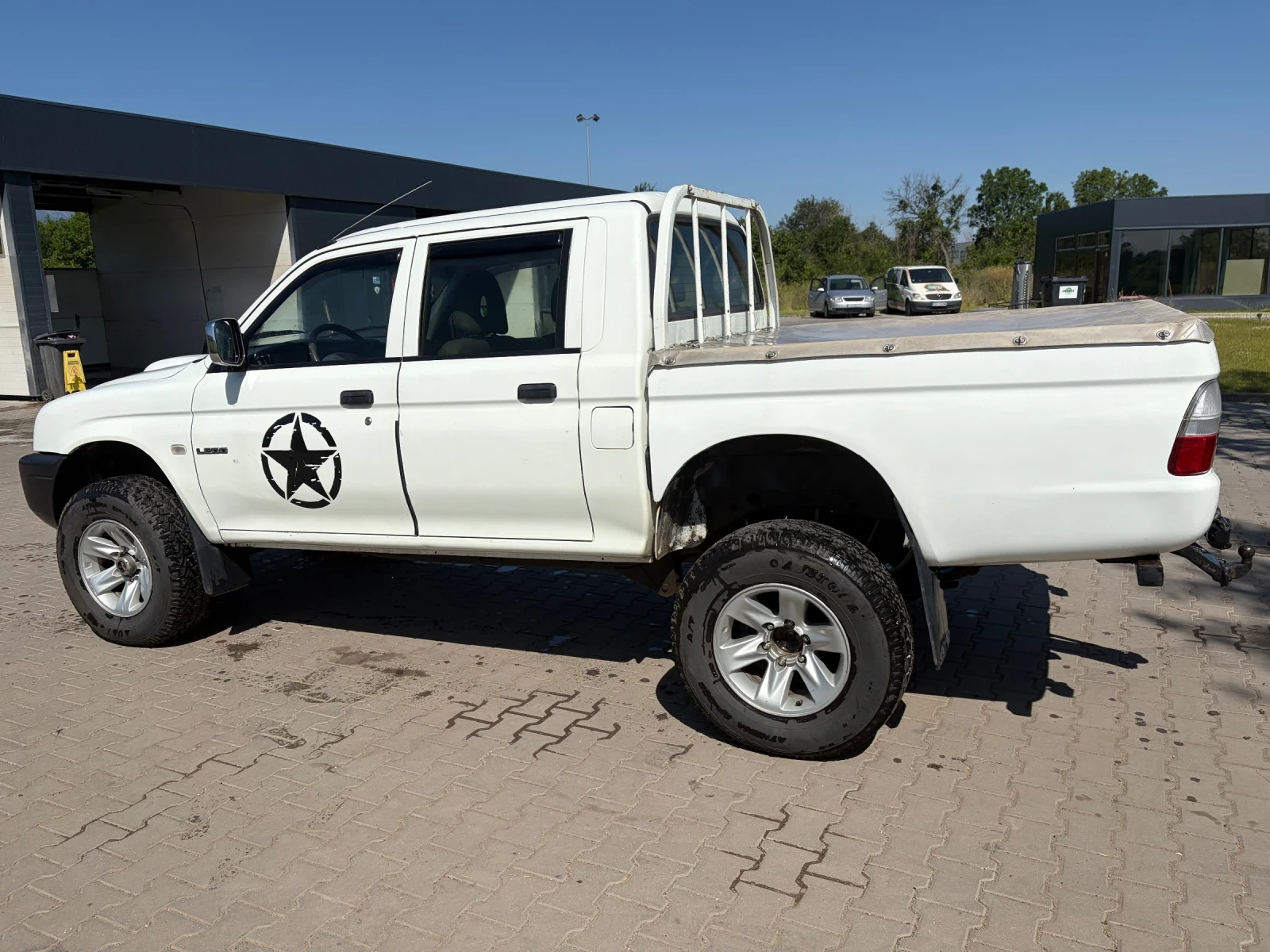 Mitsubishi L200 2.5, снимка 3 - Автомобили и джипове - 55085135