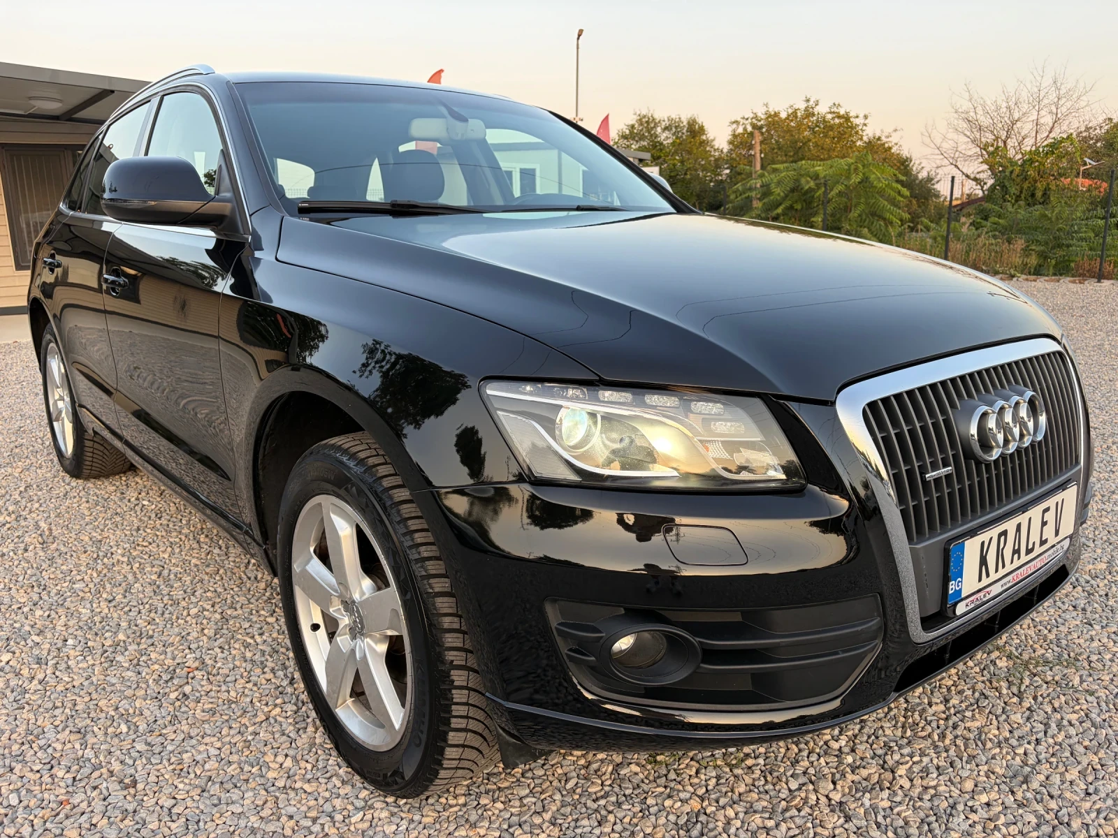 Audi Q5 2.0TDI  QUATTRO/НАВИГАЦИЯ/КОЖА/ПОДГРЕВ
