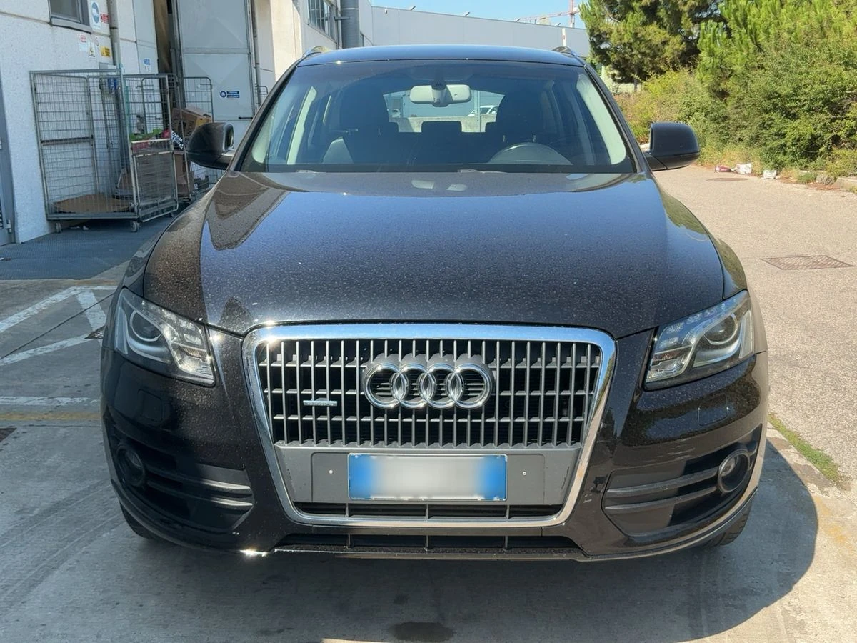 Audi Q5 2.0TDI ОЧАКВАН ВНОС/4Х4/НАВИГАЦИЯ/ПОДГРЕВ/, снимка 2 - Автомобили и джипове - 55414778