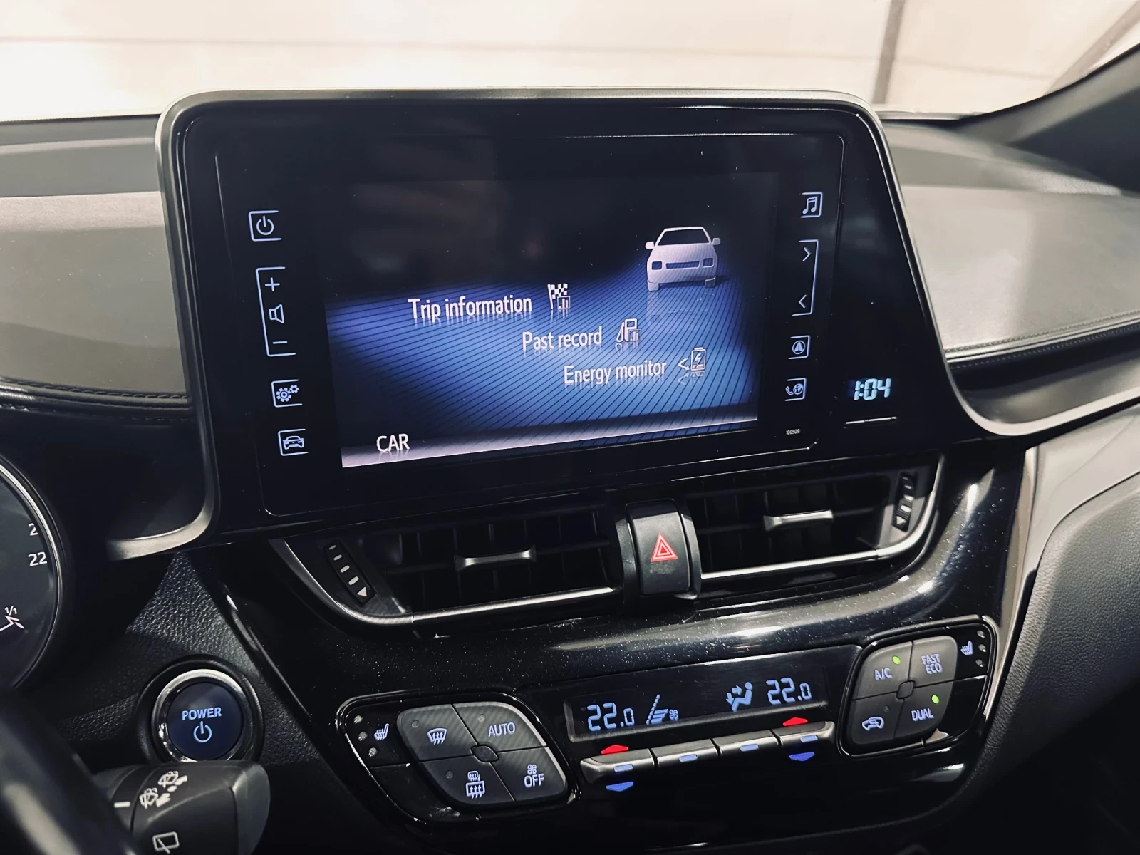 Toyota C-HR Hybrid , снимка 10 - Автомобили и джипове - 56111361