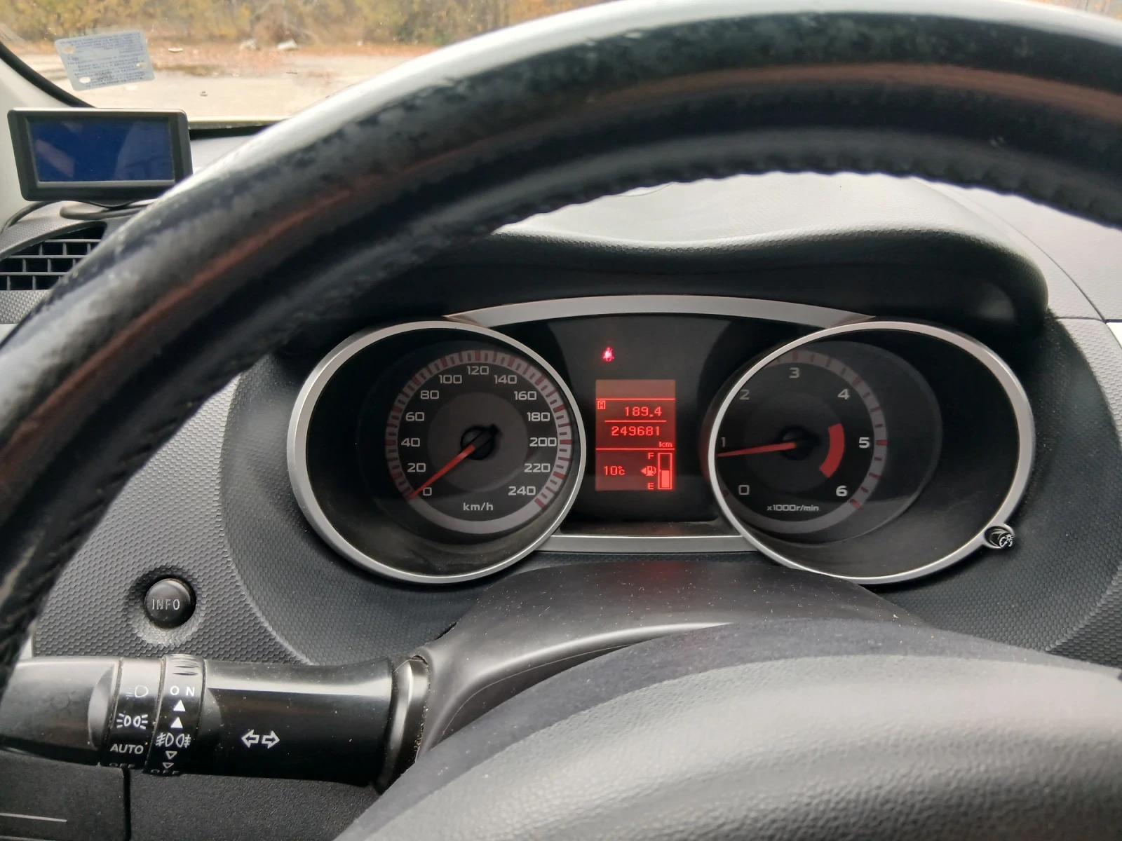 Mitsubishi Outlander, снимка 7 - Автомобили и джипове - 56524227