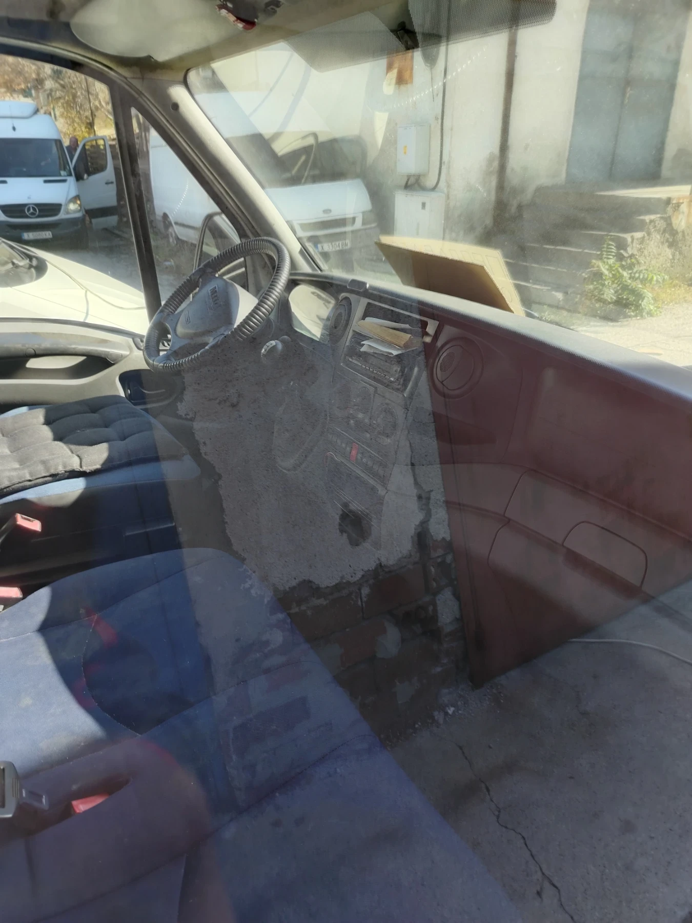 Iveco 35c15, снимка 3 - Бусове и автобуси - 53999886