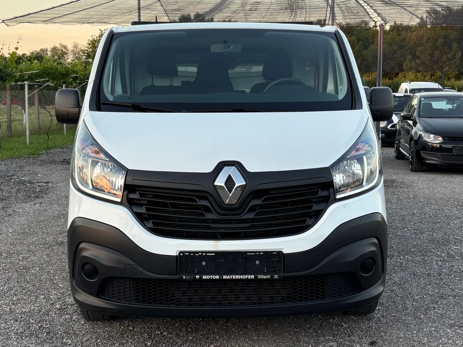 Renault Trafic, снимка 2 - Бусове и автобуси - 54710027