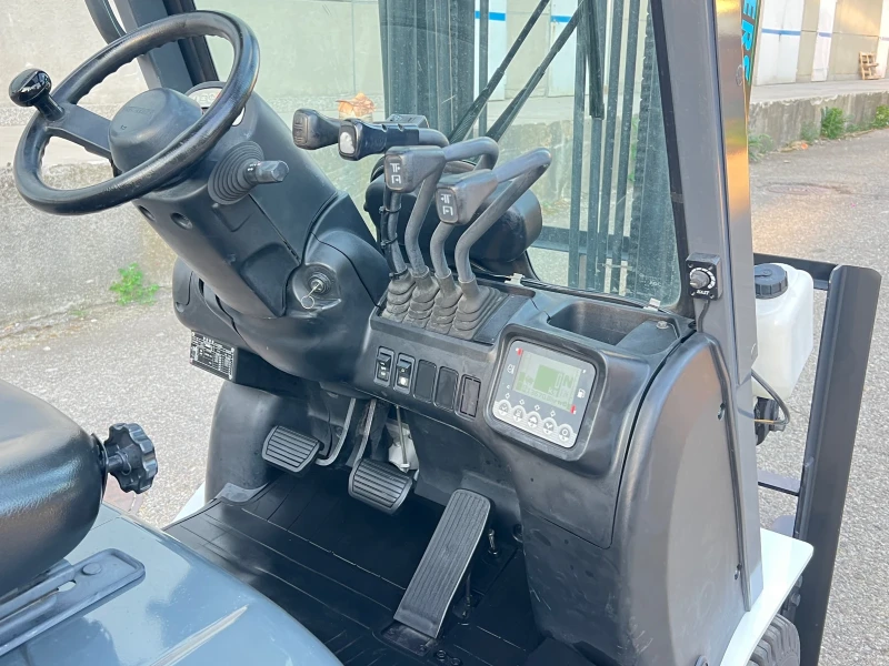 Мотокар UniCarriers Изравнител / Автомат / Газ-Бензин / Челно Стъкло, снимка 12 - Индустриална техника - 51325673