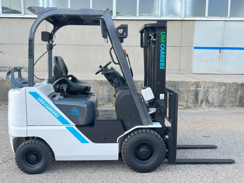 Мотокар UniCarriers Изравнител / Автомат / Газ-Бензин / Челно Стъкло, снимка 6 - Индустриална техника - 51325673