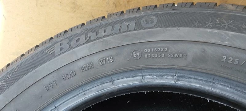 Гуми Зимни 225/65R16, снимка 8 - Гуми и джанти - 32571944