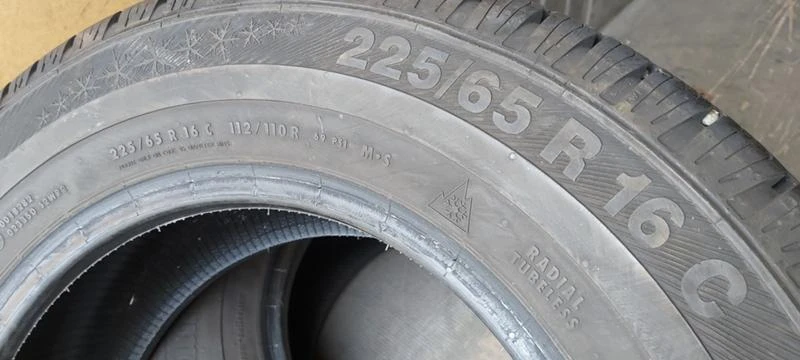 Гуми Зимни 225/65R16, снимка 7 - Гуми и джанти - 32571944