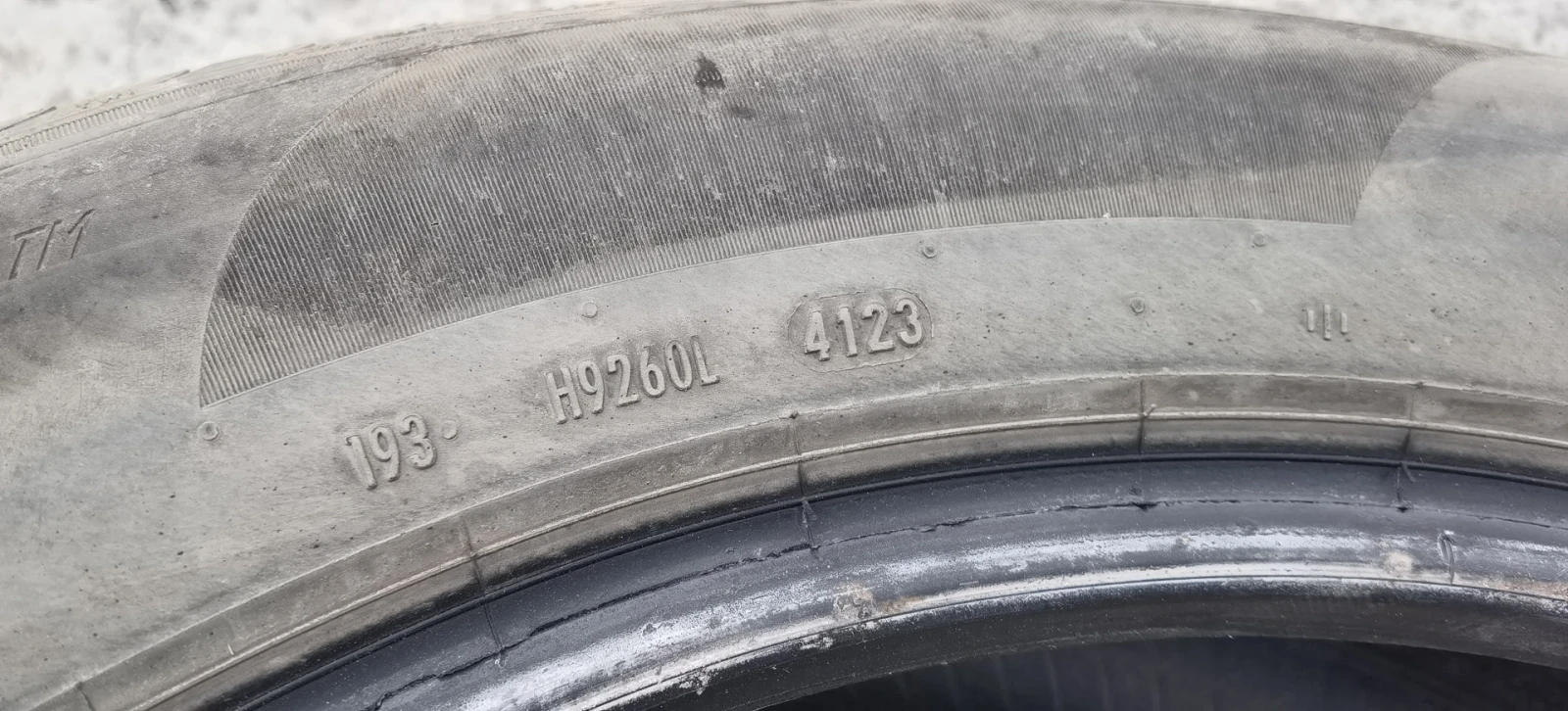 Гуми Летни 235/55R18, снимка 4 - Гуми и джанти - 54682134