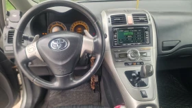 Toyota Auris, снимка 8