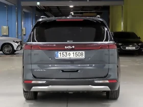 Kia Carnival 9-Seater Signature| 202к.с.| ВКЛ.ТЕХНОТЕСТ и 3м.ГО, снимка 10