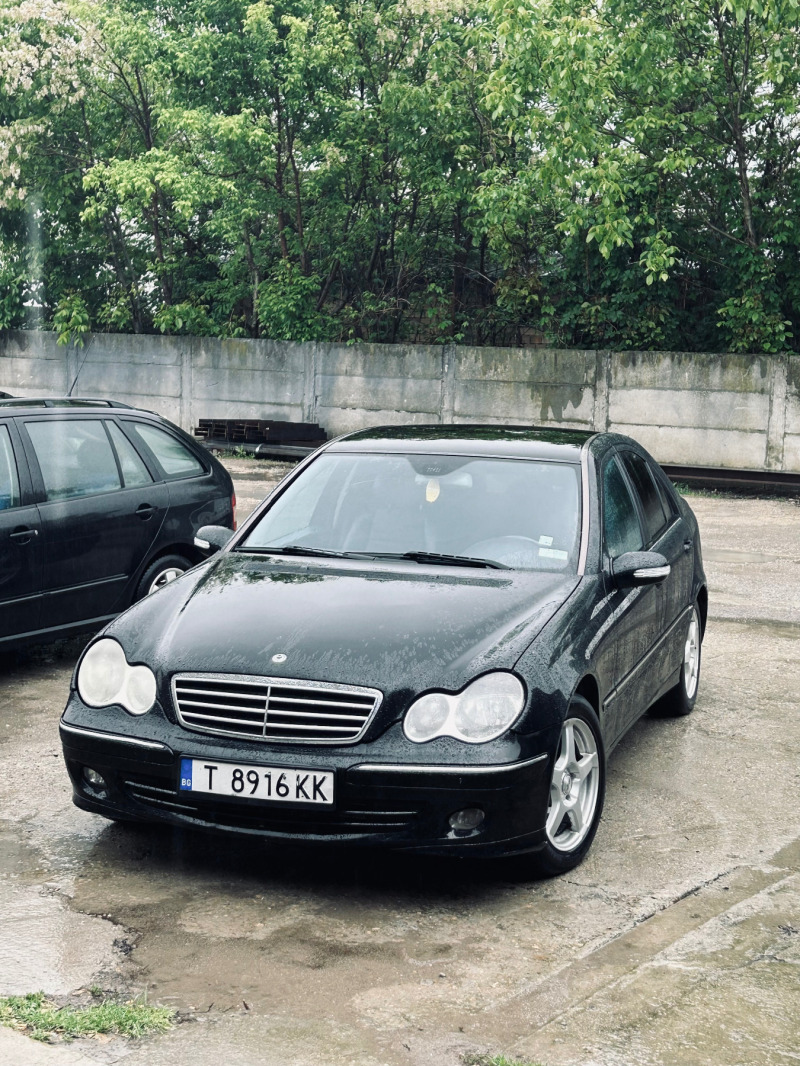 Mercedes-Benz C 200, снимка 1 - Автомобили и джипове - 45595871