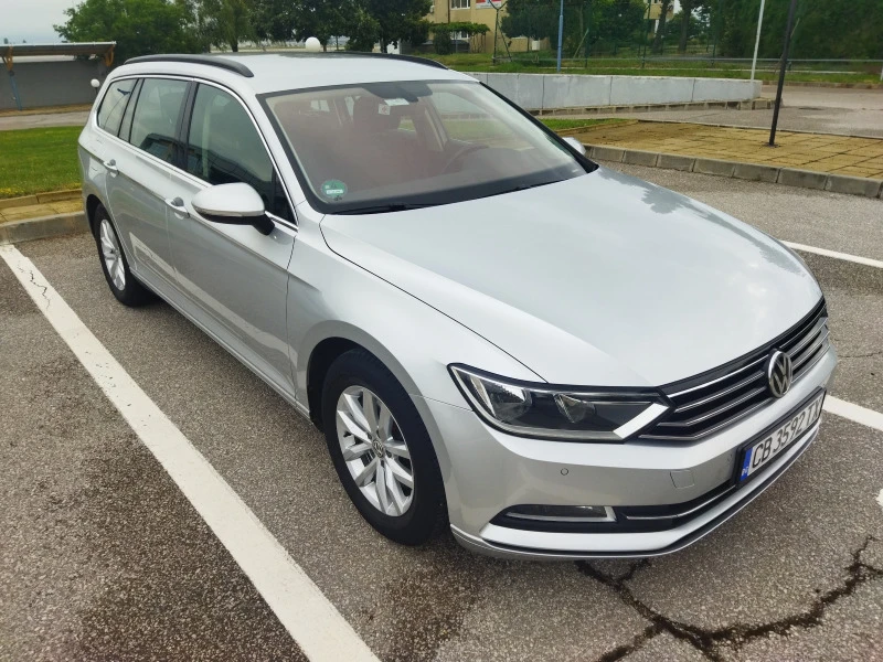 VW Passat, снимка 1 - Автомобили и джипове - 47319079