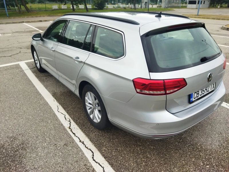 VW Passat, снимка 4 - Автомобили и джипове - 47319079