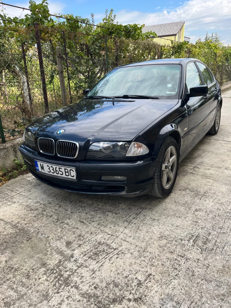 BMW 320 2.0i, снимка 1 - Автомобили и джипове - 47329833