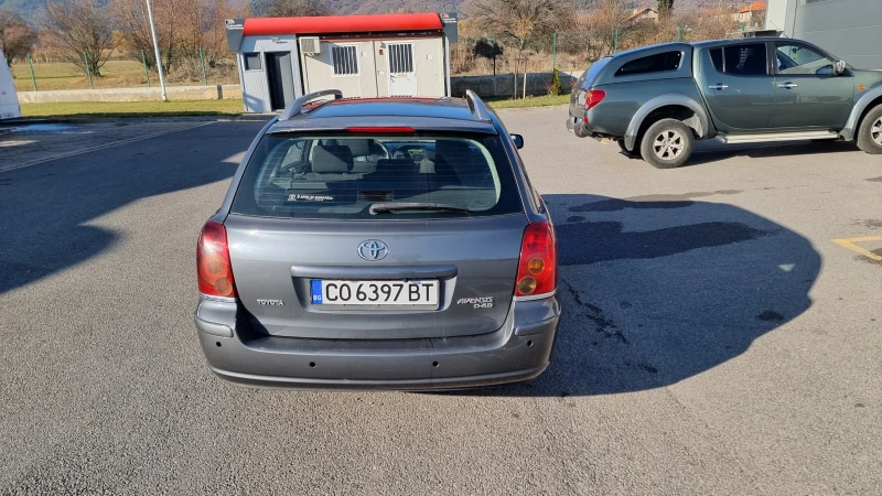 Toyota Avensis 2.2D D4D T25 150кс, снимка 7 - Автомобили и джипове - 48052740