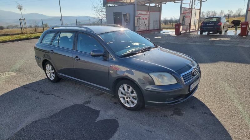 Toyota Avensis 2.2D D4D T25 150кс, снимка 3 - Автомобили и джипове - 48052740