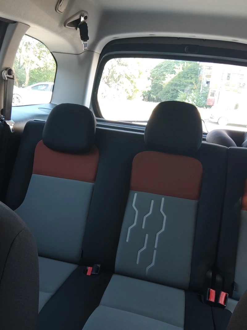 Peugeot Partner, снимка 14 - Автомобили и джипове - 51583395