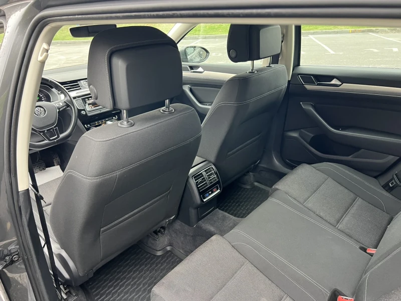 VW Passat 1.6 TDI ERGO COMFORT EVRO 6B, снимка 12 - Автомобили и джипове - 52346603