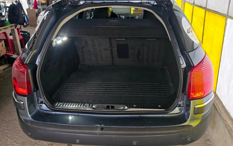 Peugeot 407 SW 2.0 HDI, снимка 6 - Автомобили и джипове - 52744138