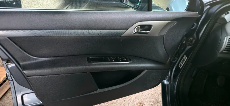 Peugeot 407 SW 2.0 HDI, снимка 9 - Автомобили и джипове - 52744138