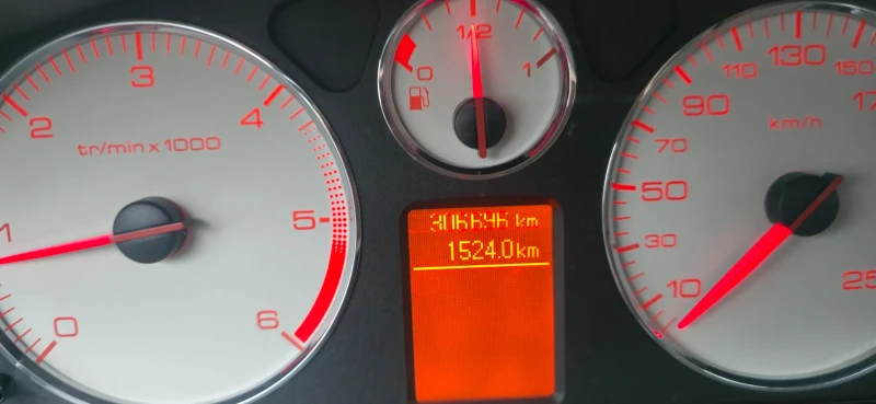 Peugeot 407 SW 2.0 HDI, снимка 12 - Автомобили и джипове - 52744138