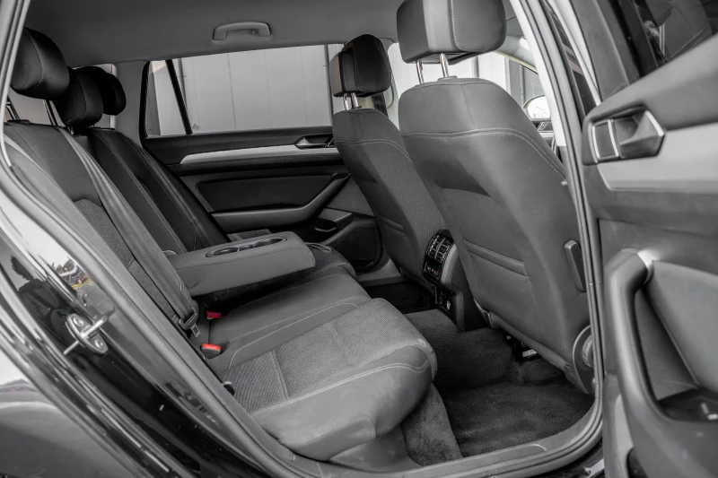 VW Passat Лизинг без доказвани на доходи , снимка 14 - Автомобили и джипове - 52845224