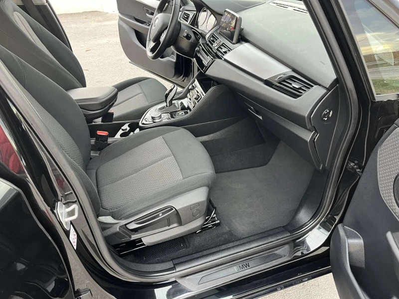 BMW 2 Active Tourer 1.5TDI 116кс EURO 6D NAVI АВТОПИЛОТ ВНОС ИТАЛИЯ, снимка 11 - Автомобили и джипове - 52887985