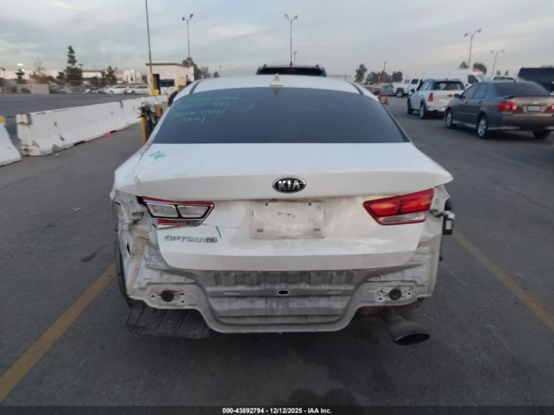 Kia Optima 2.4L I-4 DI, DOHC, VVT, 185HP Front Wheel Drive, снимка 9 - Автомобили и джипове - 53095576