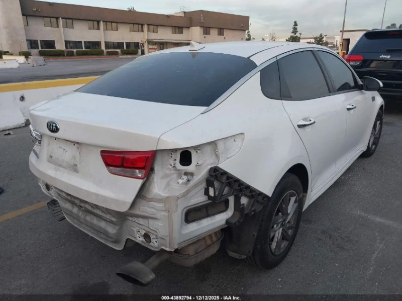 Kia Optima 2.4L I-4 DI, DOHC, VVT, 185HP Front Wheel Drive, снимка 11 - Автомобили и джипове - 53095576