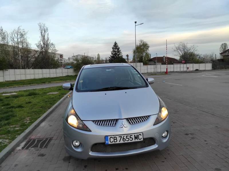 Mitsubishi Grandis, снимка 4 - Автомобили и джипове - 53206063