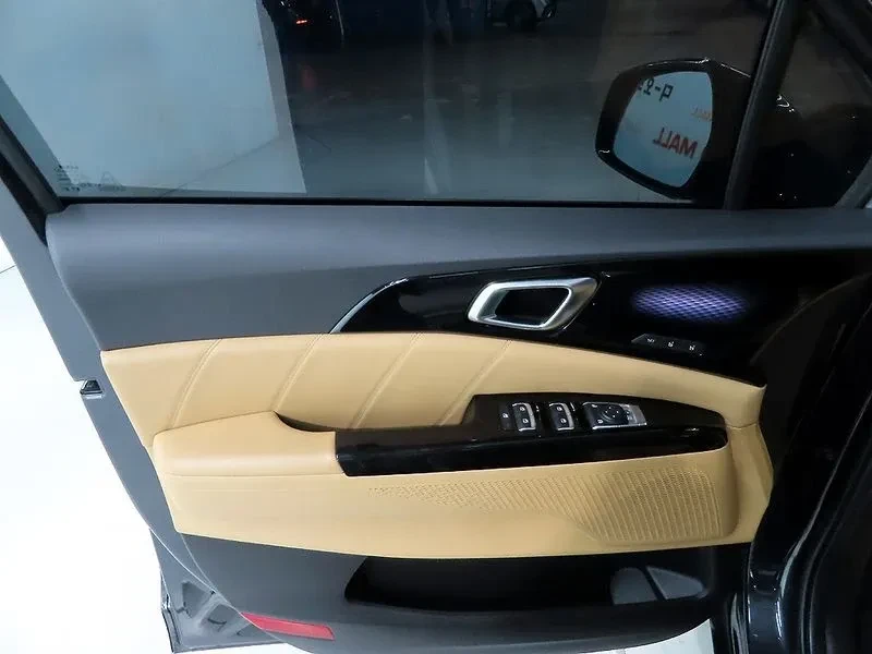 Kia Carnival 9-Seater Signature| 202к.с.| ВКЛ.ТЕХНОТЕСТ и 3м.ГО, снимка 8 - Автомобили и джипове - 55146194