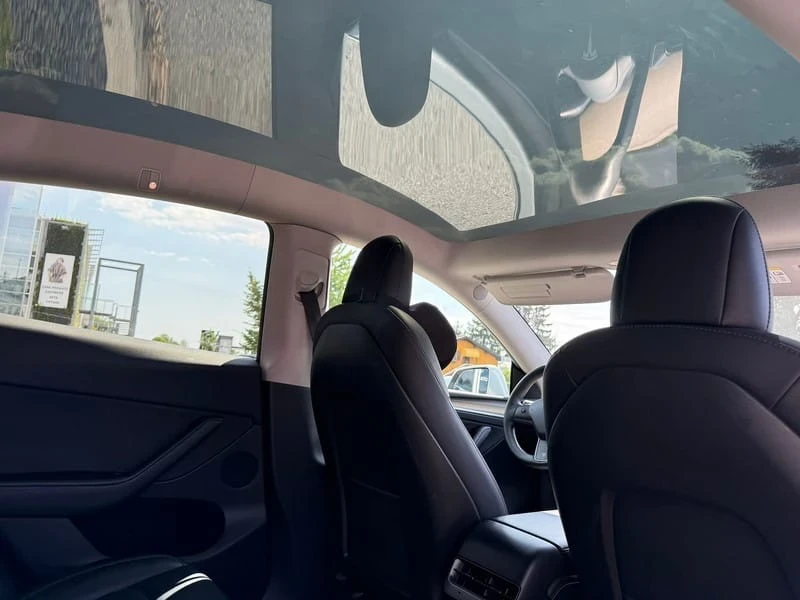 Tesla Model Y 2022 Long Range Dual Motor Европейска  139 хил км , снимка 9 - Автомобили и джипове - 56338059