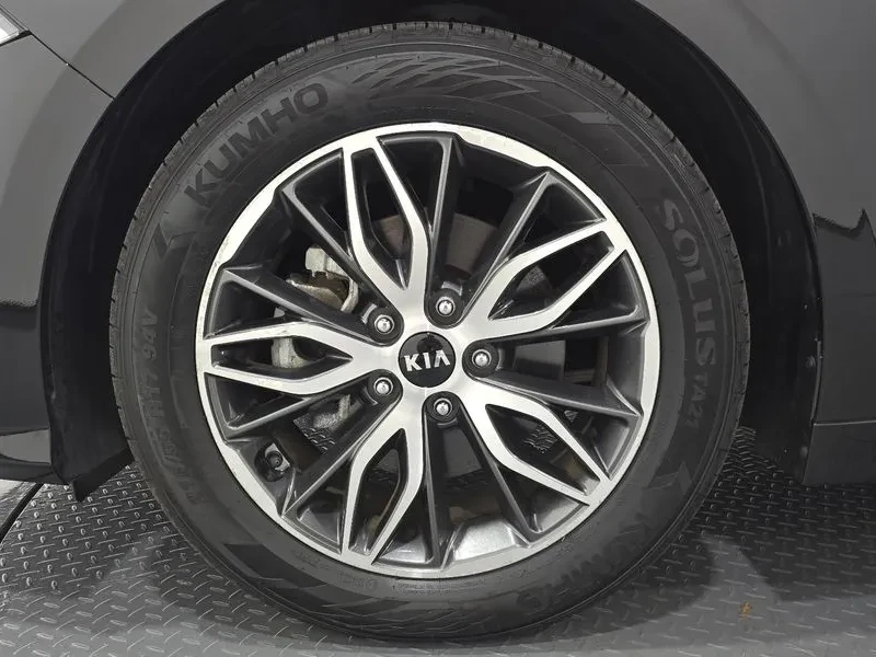 Kia K5 2.0 Trendy, снимка 5 - Автомобили и джипове - 56501955