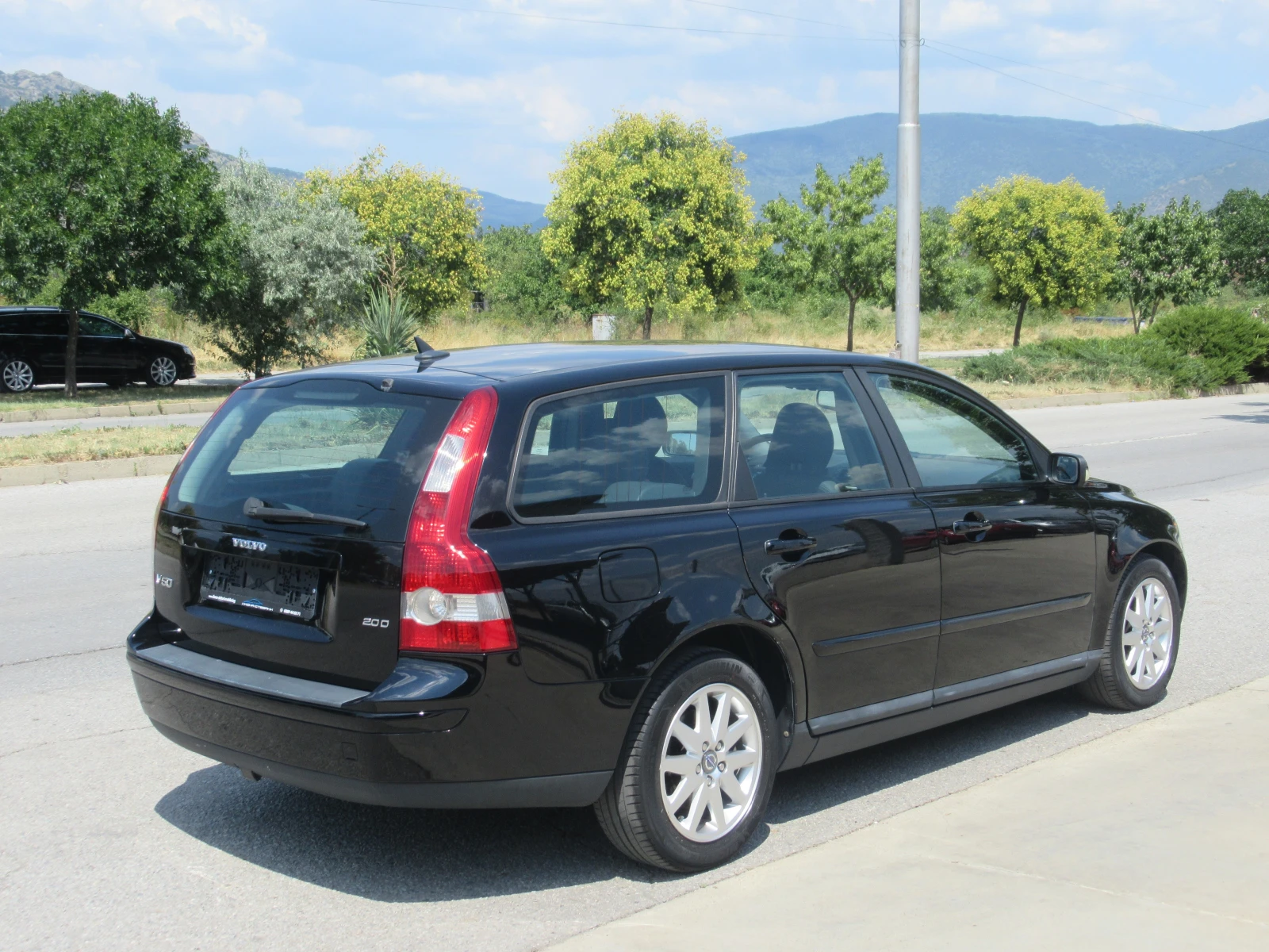 Volvo V40 2.0D 136ps 6ск - изображение 5