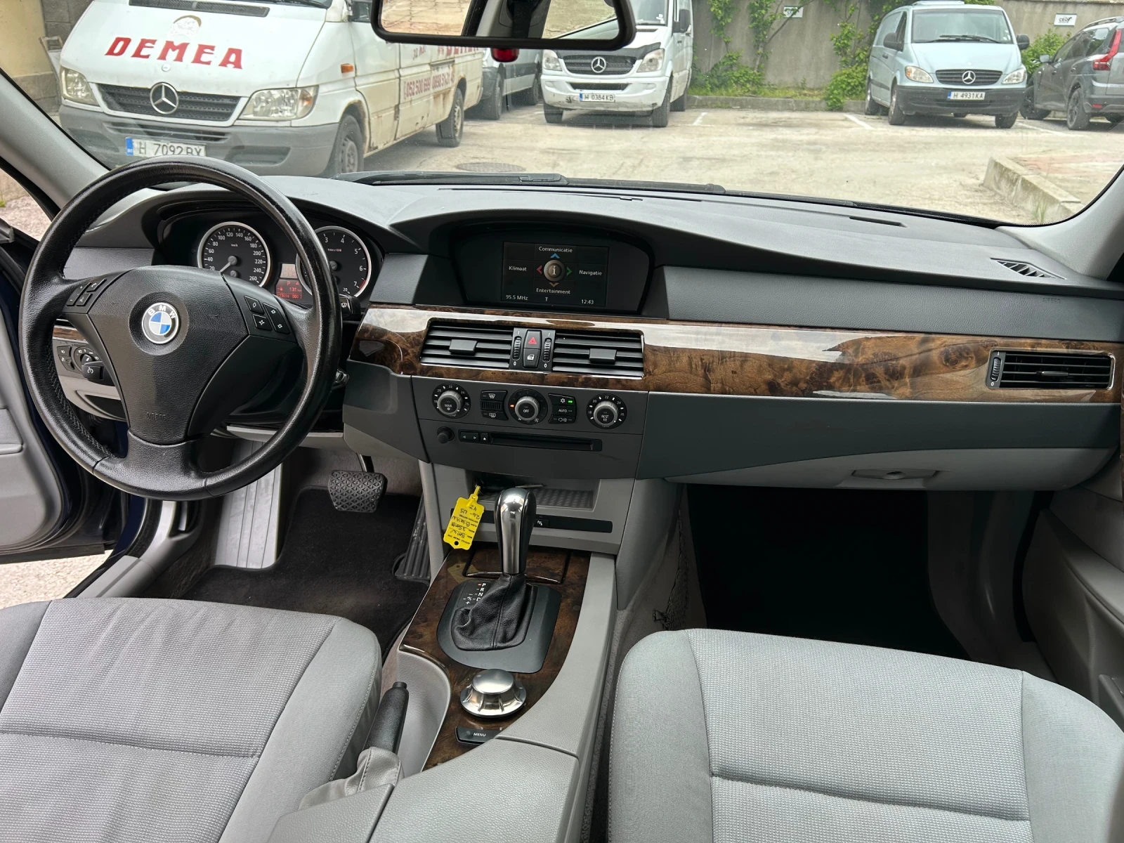 BMW 520 2.2i 170k.c. | Mobile.bg   11