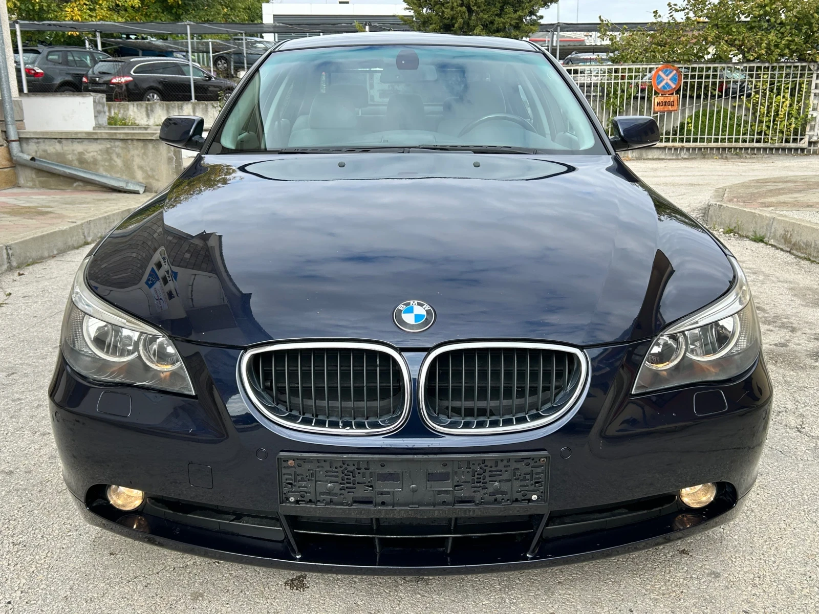 BMW 520 2.2i 170k.c.АВТОМАТИК - изображение 2