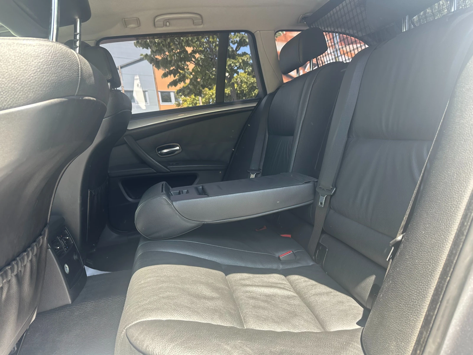 BMW 525 3.0d 197 к.с. XDrive - изображение 9