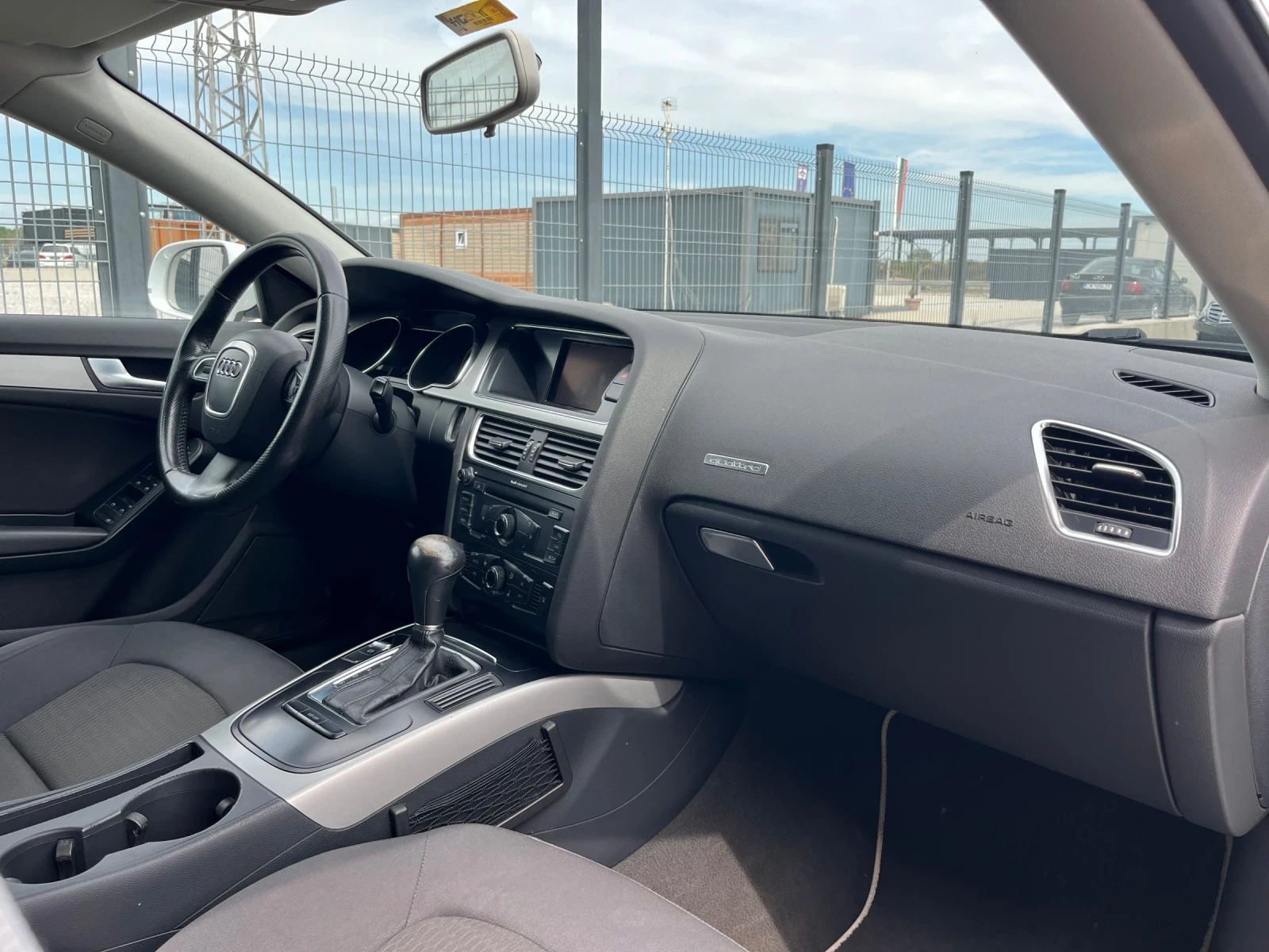 Audi A5  2.0 TFSI / NAVI / PODGREV  - изображение 8