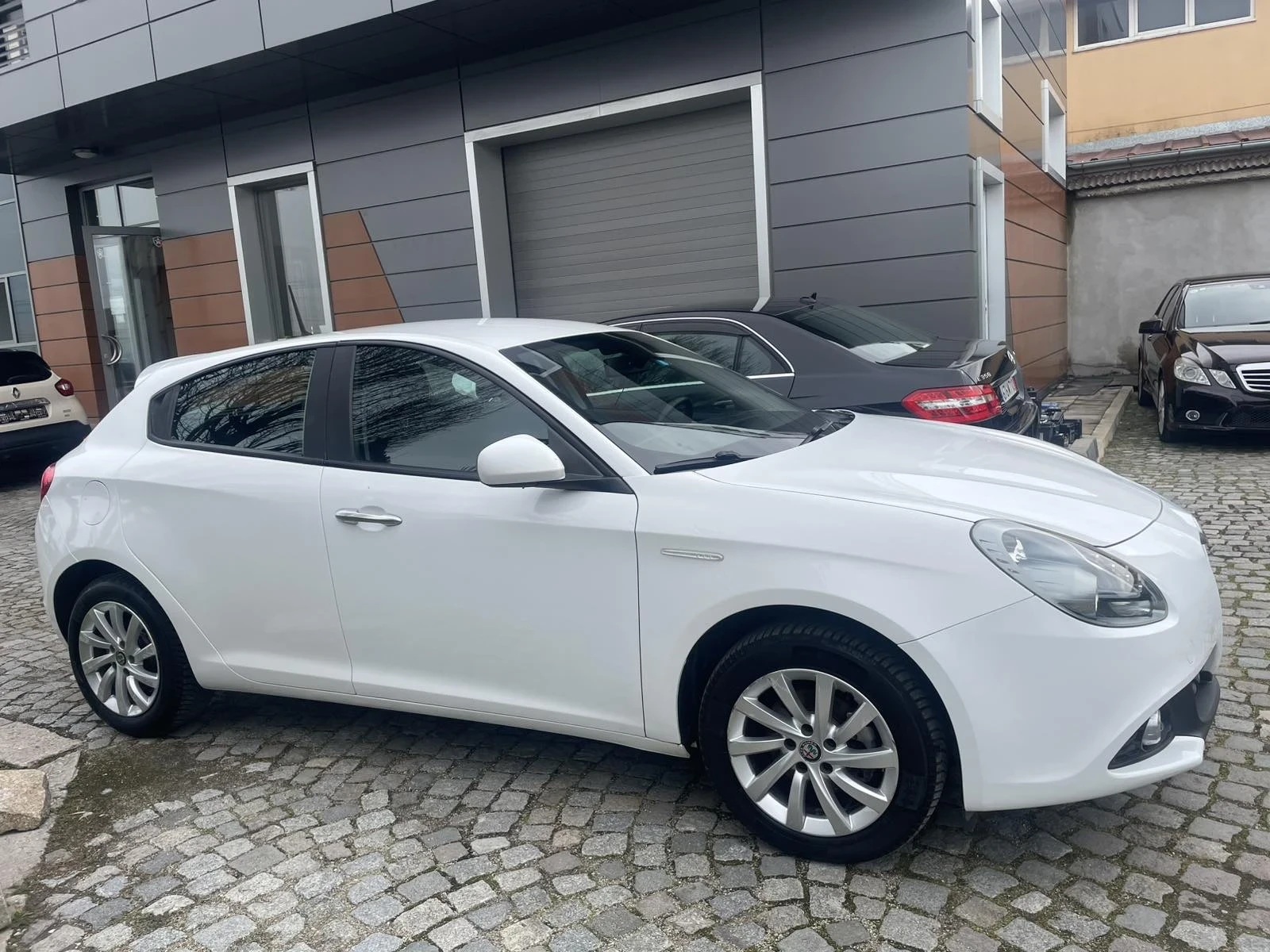 Alfa Romeo Giulietta 1.4T Euro 6 - изображение 5