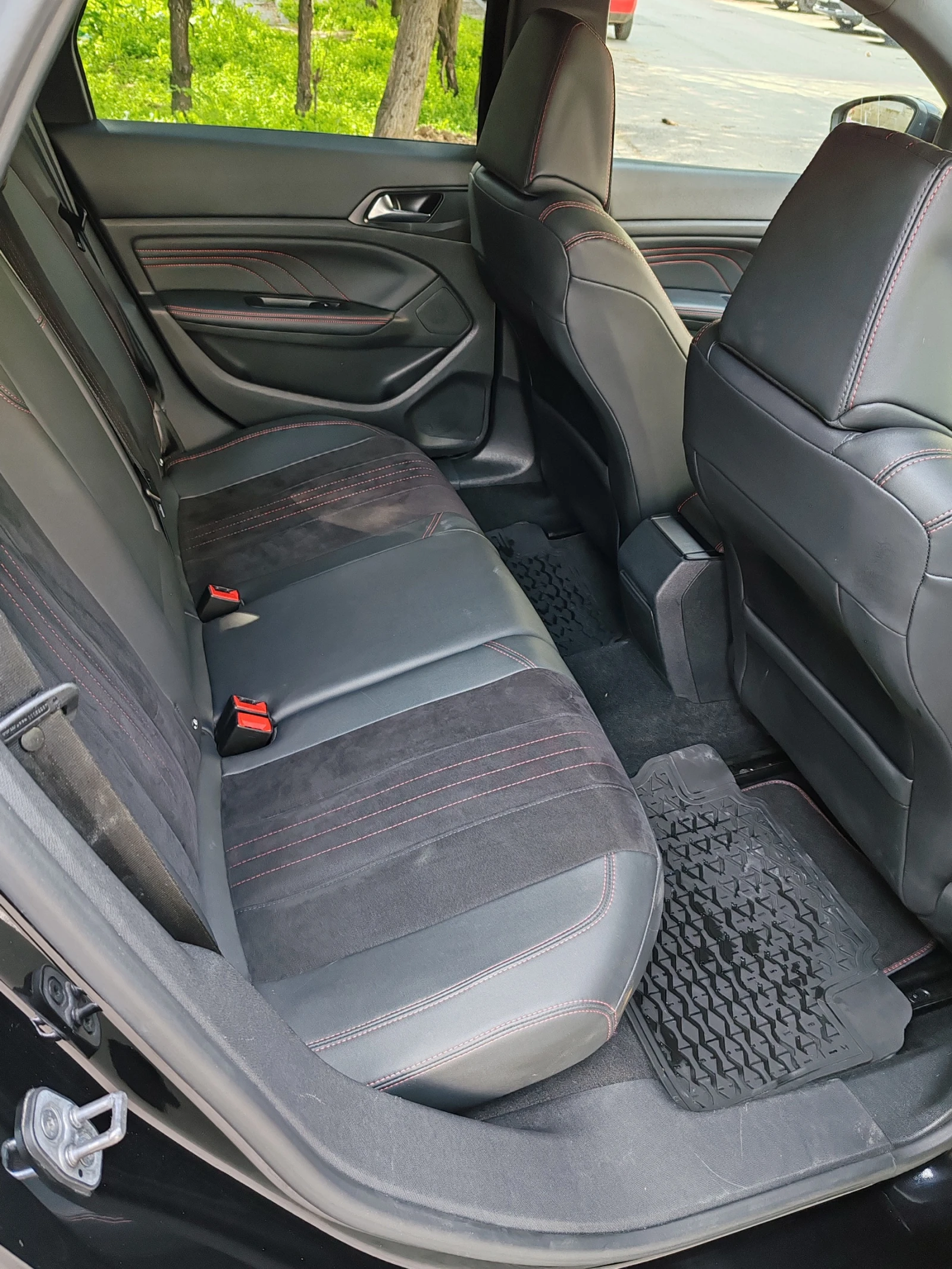 Peugeot 308 GT, снимка 14 - Автомобили и джипове - 54180872