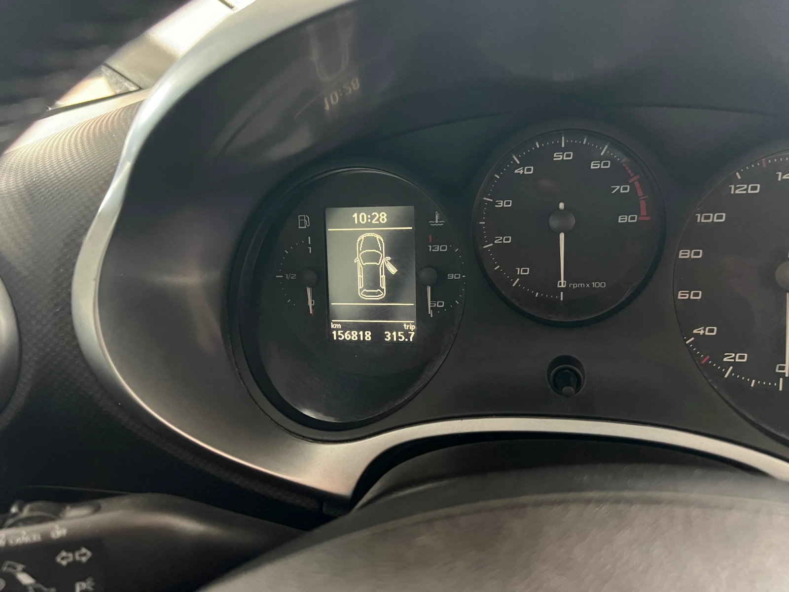 Seat Leon Германия перфект, снимка 12 - Автомобили и джипове - 54572115