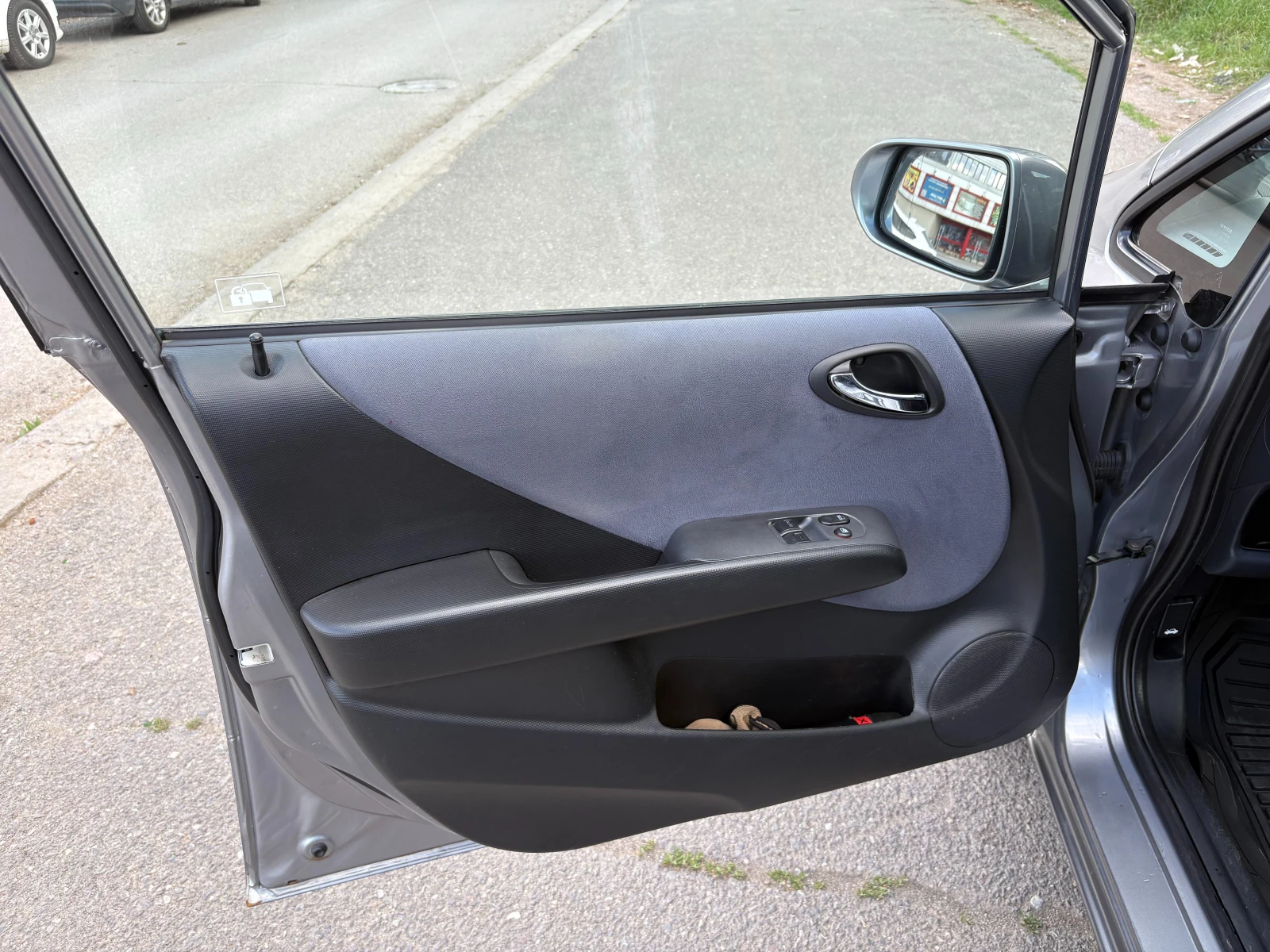 Honda Jazz 1.4 LS, снимка 7 - Автомобили и джипове - 54682895