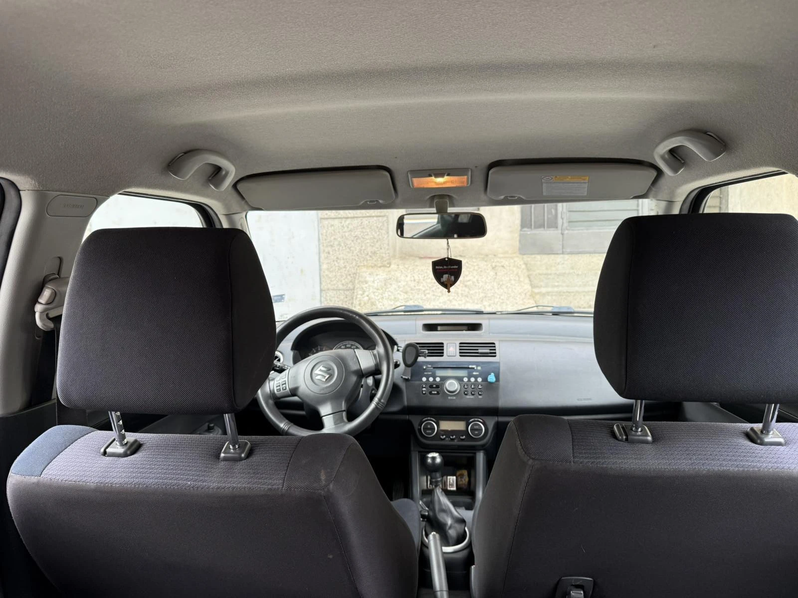 Suzuki Swift 1.3, снимка 7 - Автомобили и джипове - 54780379