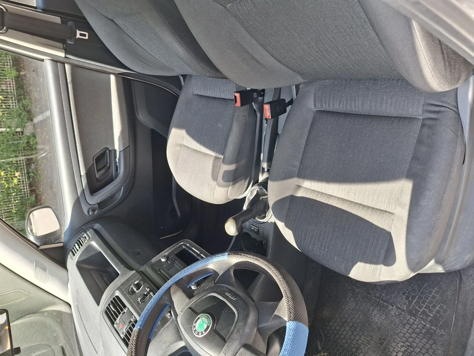 Skoda Fabia 1.4 16V  86ks, снимка 10 - Автомобили и джипове - 54957310