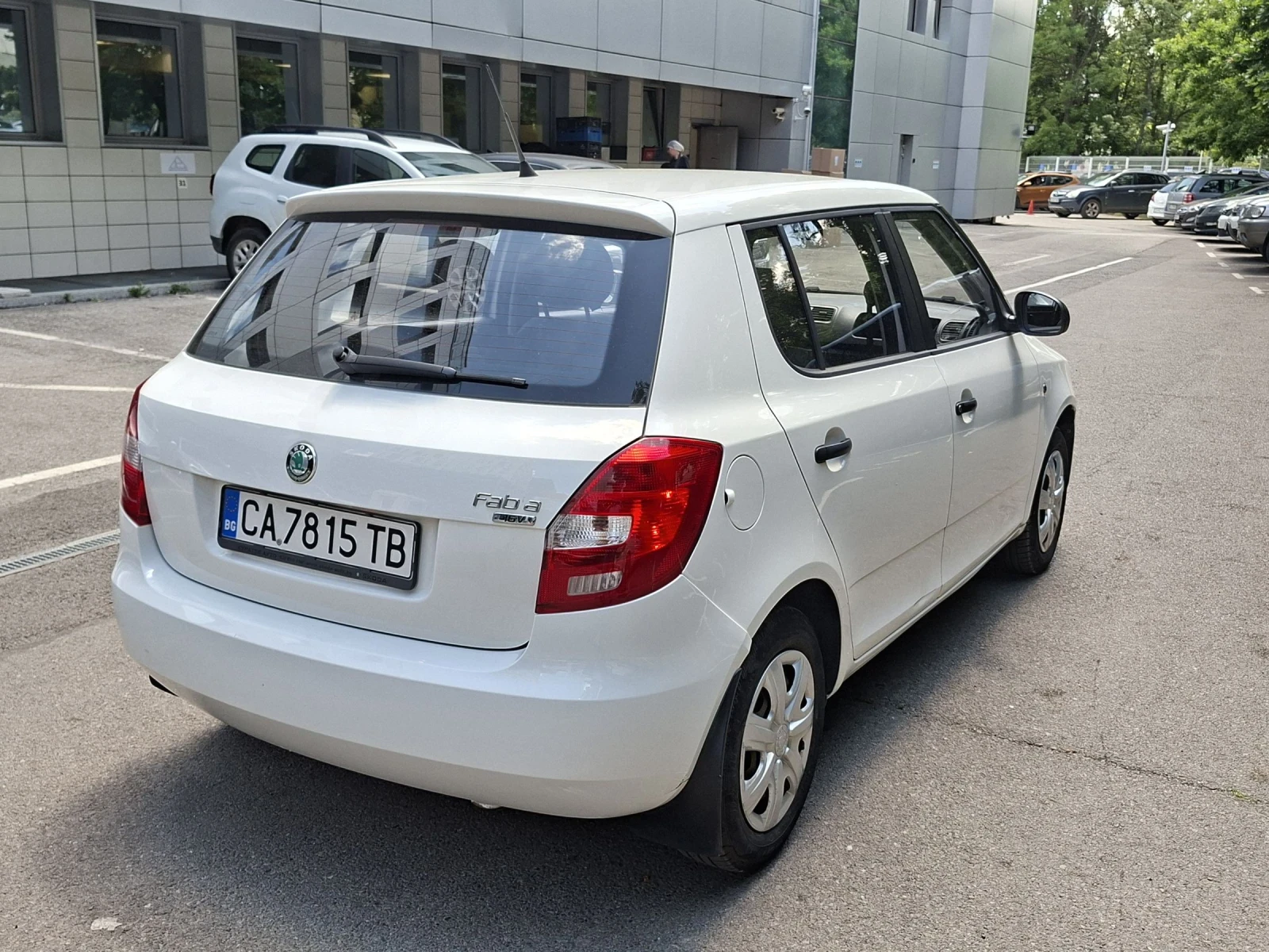 Skoda Fabia 1.4 16V  86ks, снимка 4 - Автомобили и джипове - 54957310