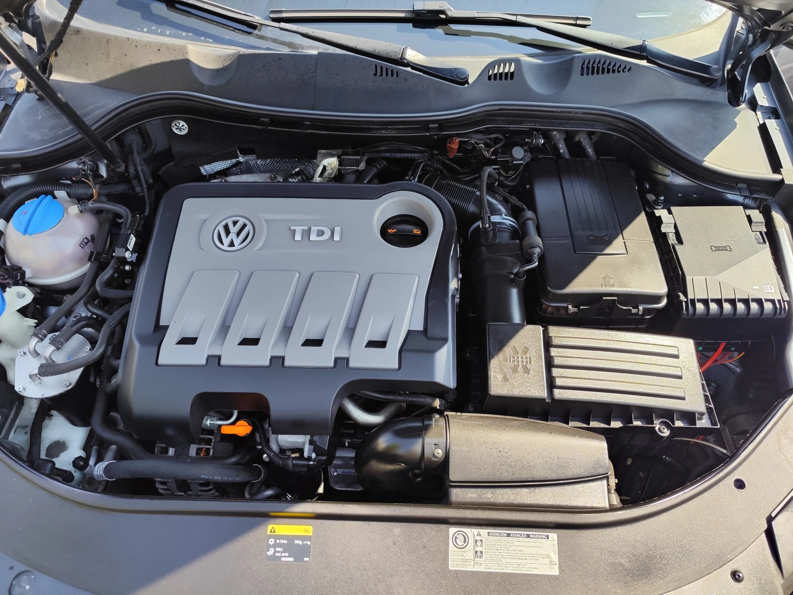 VW Passat 2.0TDi* COMFORTLINE* DSG* КОЖА* ПОДГРЕВ* NAVI, снимка 15 - Автомобили и джипове - 55582978